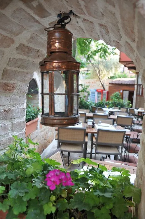 Candle Suites Antalya Hotel